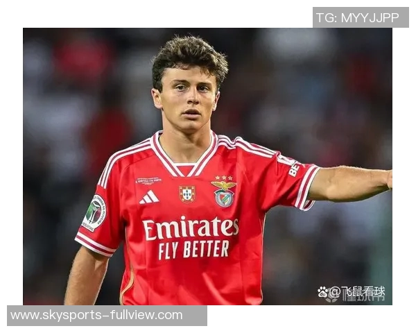 本菲卡小胜巴黎圣日耳曼友谊赛精彩瞬间引发全场热烈反响